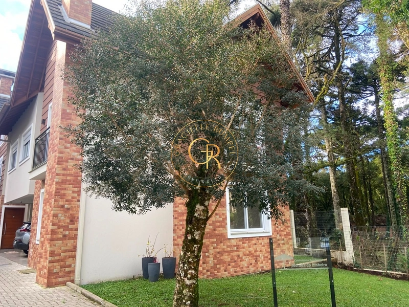 Casa Geminada com 03 Dormitórios no Bairro Vila Suzana: 1ª foto da galeria de imagens do imóvel