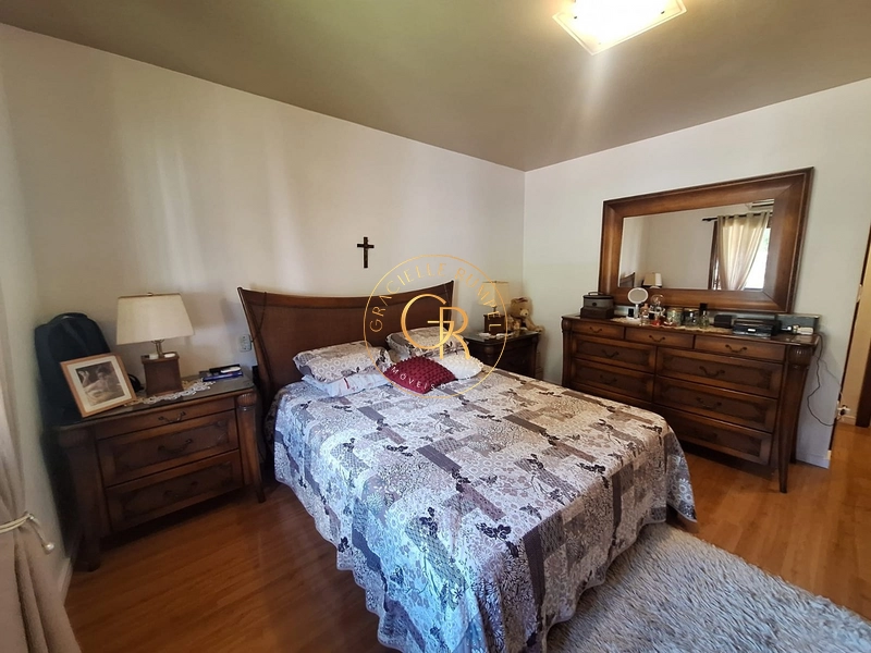 CASA MOBILIADA COM 3 DORMITÓRIOS EM GRAMADO: 12ª foto da galeria de imagens do imóvel