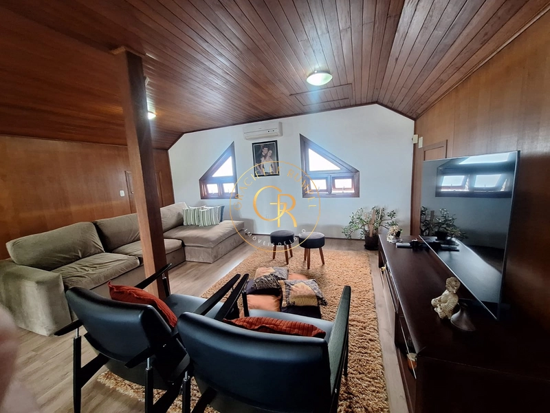 CASA MOBILIADA COM 3 DORMITÓRIOS EM GRAMADO: 23ª foto da galeria de imagens do imóvel