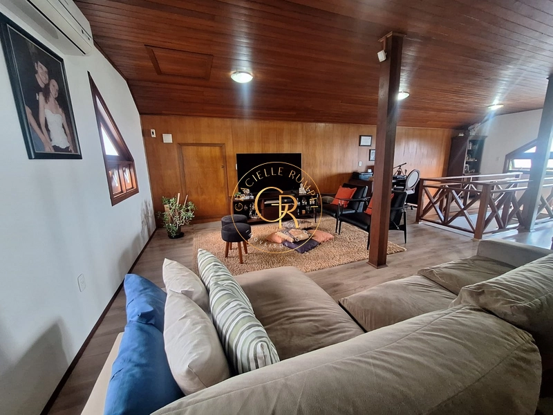 CASA MOBILIADA COM 3 DORMITÓRIOS EM GRAMADO: 24ª foto da galeria de imagens do imóvel