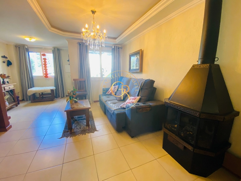Casa com 3 suítes e vista para lago em Canela!: 4ª foto da galeria de imagens do imóvel