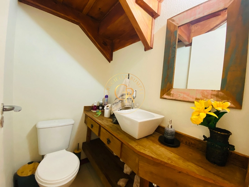 Casa com 3 suítes e vista para lago em Canela!: 5ª foto da galeria de imagens do imóvel