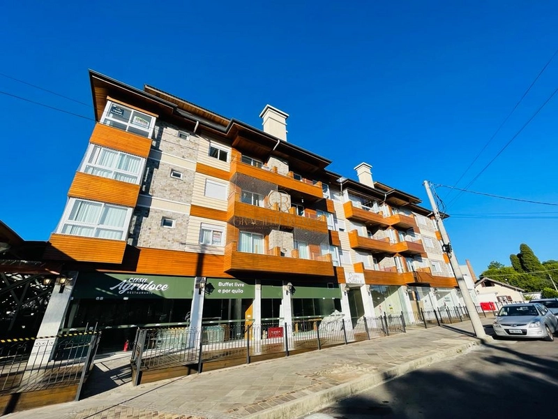 Apartamento com Vista para Rua Coberta de Canela!: 1ª foto da galeria de imagens do imóvel