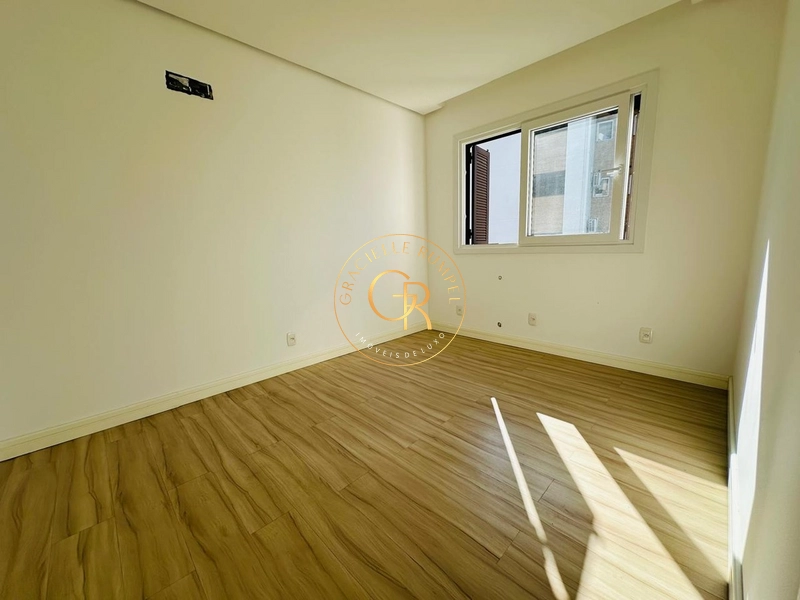 Apartamento com 03 dormitórios em Gramado: 17ª foto da galeria de imagens do imóvel