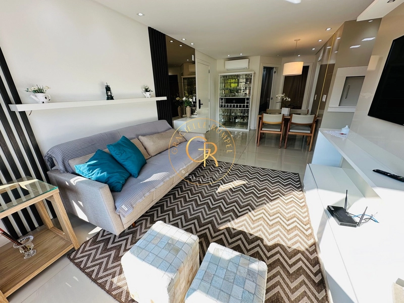 Apartamento mobiliado com 2 dormitórios no centro de Gramado: 3ª foto da galeria de imagens do imóvel