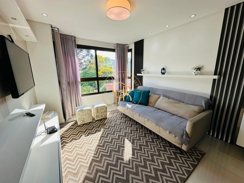 Apartamento mobiliado com 2 dormitórios no centro de Gramado: 2ª foto da galeria de imagens do imóvel