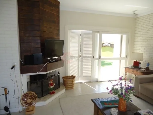 ATLANTIDA, linda casa em 2 terrenos: 3ª foto da galeria de imagens do imóvel