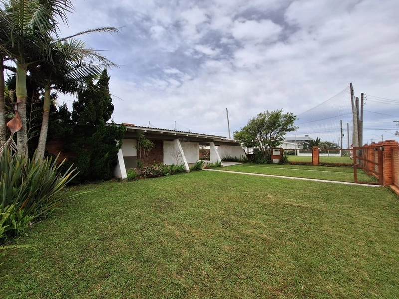 ATLANTIDA, casa próximo do mar  terreno de 600m²: 14ª foto da galeria de imagens do imóvel