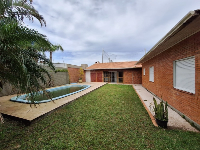 ATLANTIDA, casa próximo do mar  terreno de 600m²: 7ª foto da galeria de imagens do imóvel