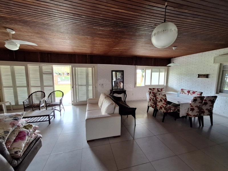 ATLANTIDA, casa próximo do mar  terreno de 600m²: 1ª foto da galeria de imagens do imóvel
