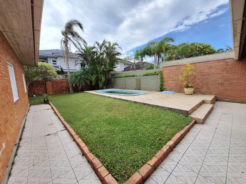 ATLANTIDA, casa próximo do mar  terreno de 600m²: 11ª foto da galeria de imagens do imóvel