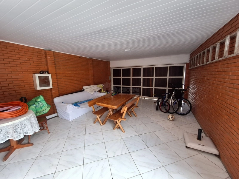 ATLANTIDA, casa próximo do mar  terreno de 600m²: 10ª foto da galeria de imagens do imóvel
