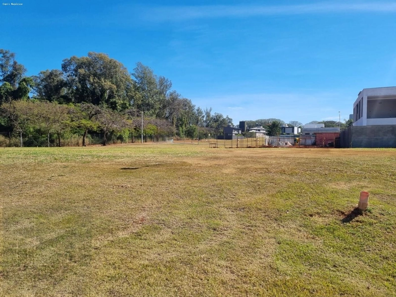 Terreno em Condomínio para Venda em Jaguariúna / SP no bairro Zona Rural: 1ª foto da galeria de imagens do imóvel