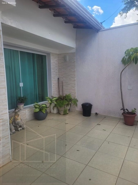 Casa para Venda em Indaiatuba / SP no bairro Centro: 2ª foto da galeria de imagens do imóvel