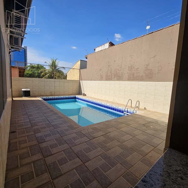 Casa com Piscina em terreno inteiro Jd São Lourenço Indaiatuba: 10ª foto da galeria de imagens do imóvel