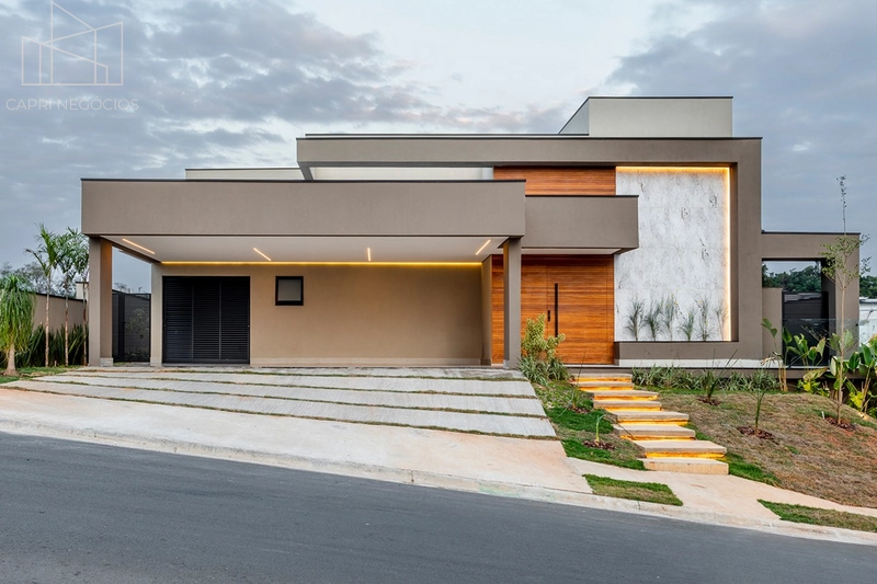 Casa térrea e confortável em terreno de 1.000m²: 2ª foto da galeria de imagens do imóvel