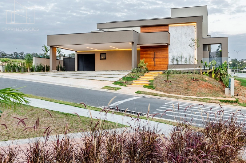 Casa térrea e confortável em terreno de 1.000m²: 3ª foto da galeria de imagens do imóvel