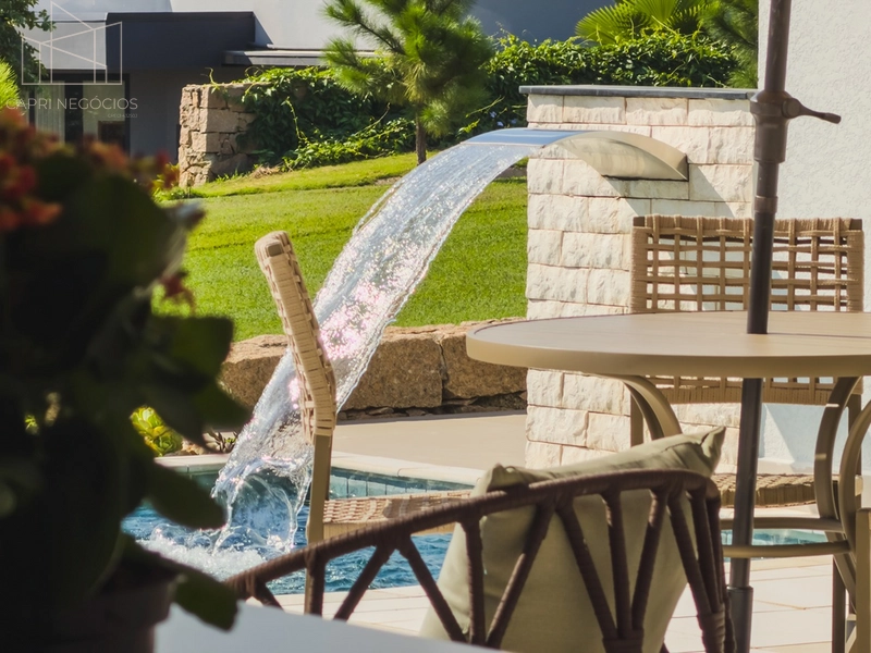 Casa térrea a venda com 4 suítes, fundos para campo de golfe em Condomínio - Indaiatuba SP: 13ª foto da galeria de imagens do imóvel