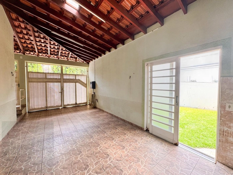 Casa para Venda em Indaiatuba / SP no bairro Jardim Regina: 4ª foto da galeria de imagens do imóvel