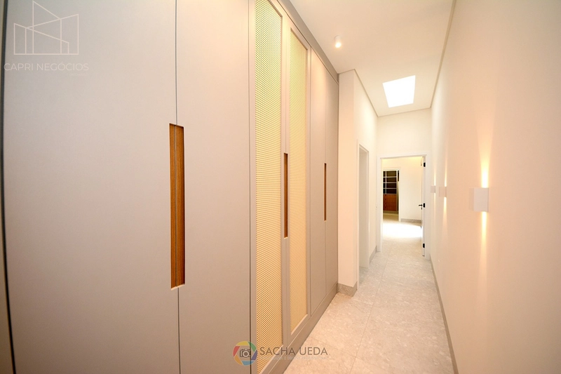 Belo Sobrado em condominio com rápido acessoa a comercios e centro: 42ª foto da galeria de imagens do imóvel