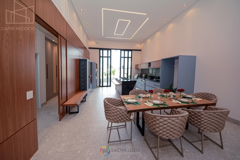 Belo Sobrado em condominio com rápido acessoa a comercios e centro: 9ª foto da galeria de imagens do imóvel