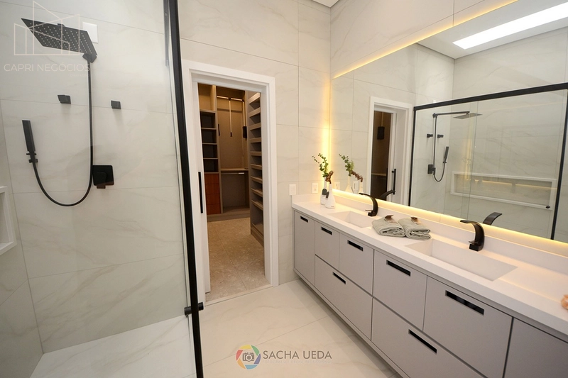 Belo Sobrado em condominio com rápido acessoa a comercios e centro: 52ª foto da galeria de imagens do imóvel