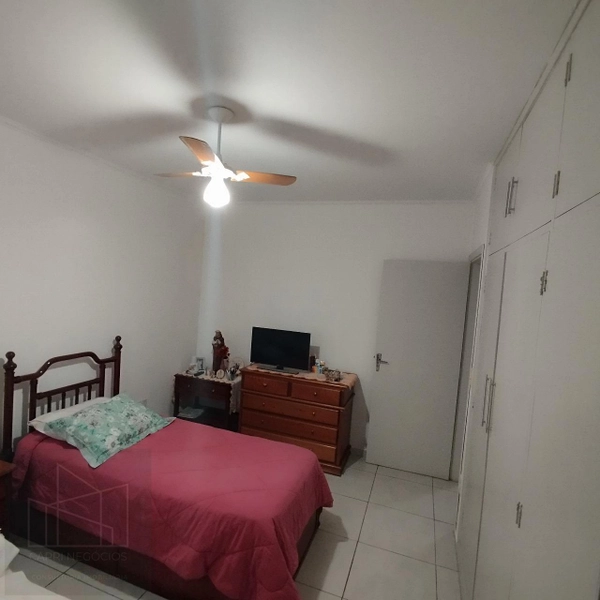 Casa para Venda em Valinhos / SP no bairro Vila São José: 16ª foto da galeria de imagens do imóvel