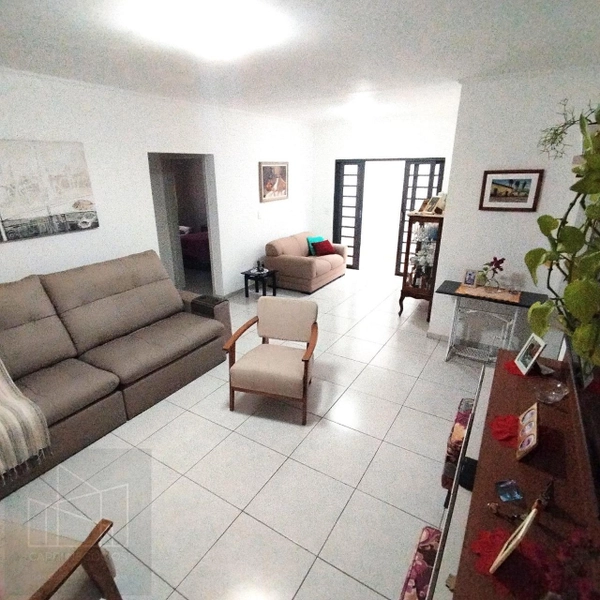 Casa para Venda em Valinhos / SP no bairro Vila São José: 18ª foto da galeria de imagens do imóvel