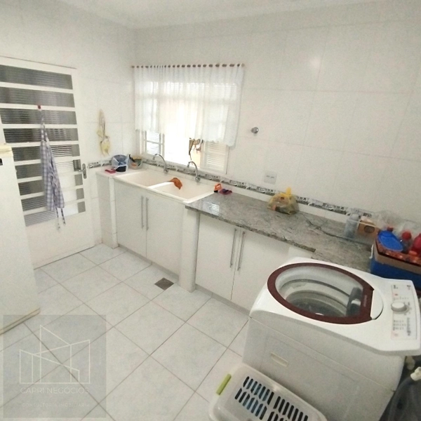 Casa para Venda em Valinhos / SP no bairro Vila São José: 26ª foto da galeria de imagens do imóvel