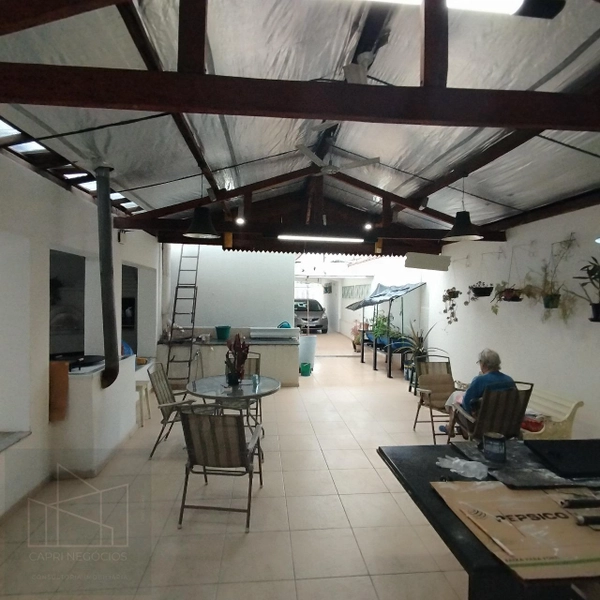 Casa para Venda em Valinhos / SP no bairro Vila São José: 27ª foto da galeria de imagens do imóvel