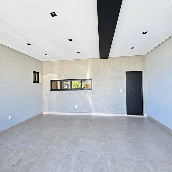 Casa térrea com 4 suítes no Cond Dona Lucilla em Indaiatuba SP: 2ª foto da galeria de imagens do imóvel