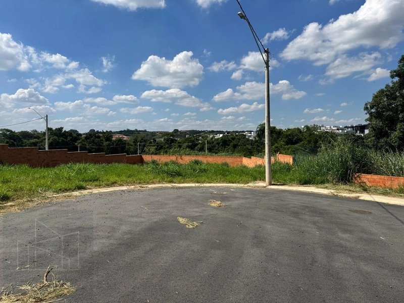 Terreno em Condomínio para Venda em Indaiatuba / SP no bairro Altos da Bela Vista: 3ª foto da galeria de imagens do imóvel
