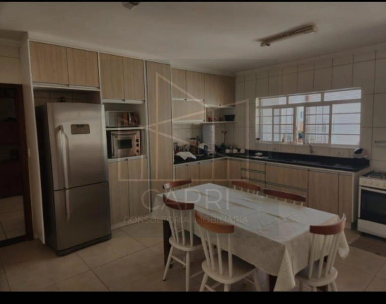 Casa para Venda em Indaiatuba / SP no bairro Centro: 5ª foto da galeria de imagens do imóvel