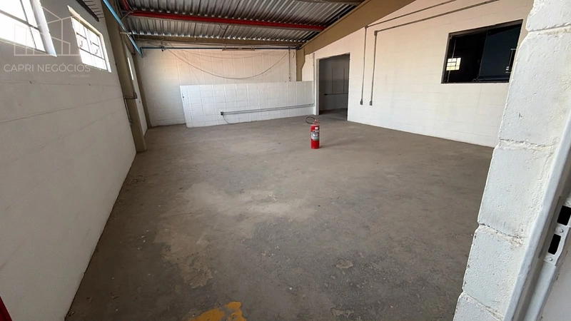 Galpão para aluguel em Indaiatuba, Vila Vitoria : 12ª foto da galeria de imagens do imóvel