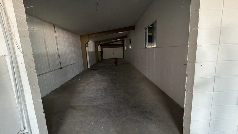 Galpão para aluguel em Indaiatuba, Vila Vitoria : 13ª foto da galeria de imagens do imóvel