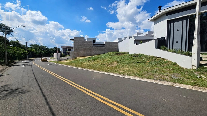 Terreno a venda no Condomínio Laguna rente para a mata-  em Indaiatuba: 2ª foto da galeria de imagens do imóvel