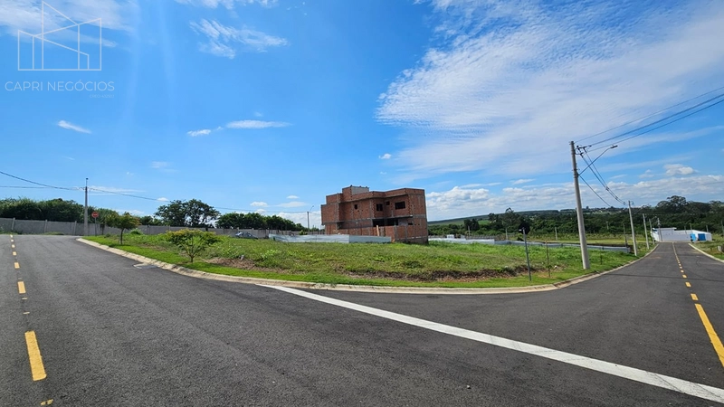 Lote de esquina com 206m² - Residencial Sport Villas do Monte - Monte Mor: 2ª foto da galeria de imagens do imóvel