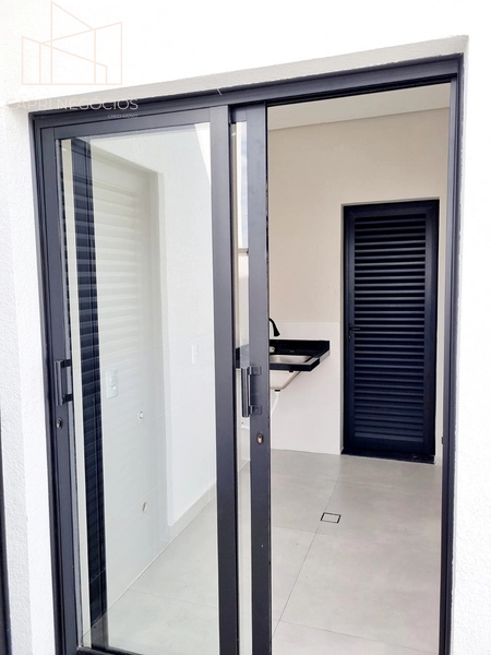 Casa a venda - próximo ao Pq Ecológico e região central, junto a paz e a natureza: 12ª foto da galeria de imagens do imóvel