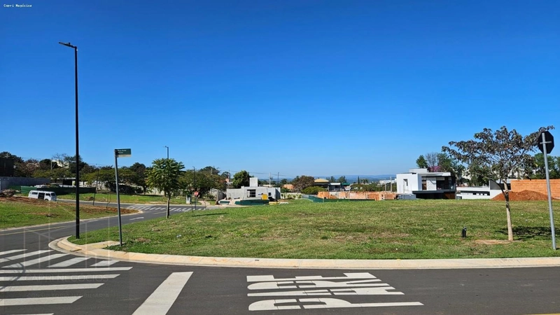 Terreno em Condomínio para Venda em Indaiatuba / SP no bairro Residencial Villa Sapezal: 1ª foto da galeria de imagens do imóvel