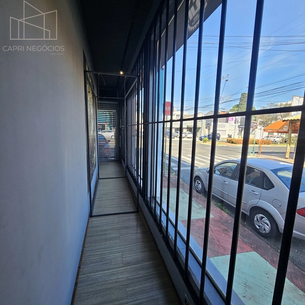 Salão comercial com 350m² na esquina do Pesão Bar em Indaiatuba: 4ª foto da galeria de imagens do imóvel