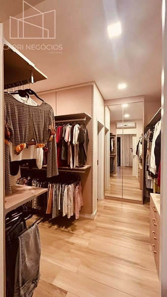 Casa em estilo Néoclássico no Cond Piemonte em Indaiatuba: 28ª foto da galeria de imagens do imóvel