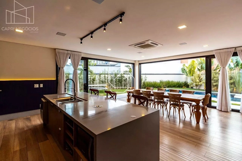 Casa em estilo Néoclássico no Cond Piemonte em Indaiatuba: 12ª foto da galeria de imagens do imóvel