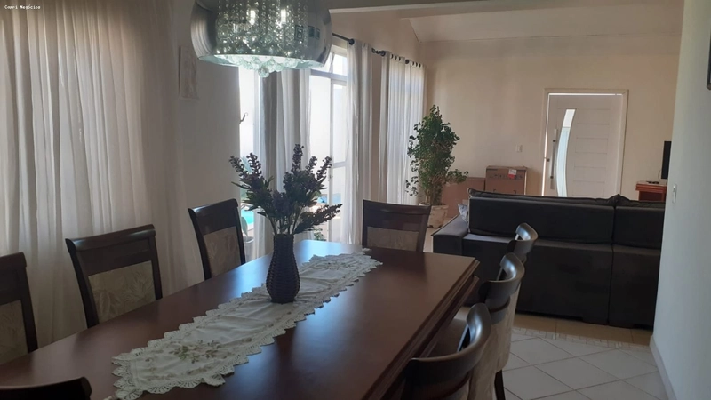 Casa para Venda em Indaiatuba / SP no bairro Jardim Regina: 10ª foto da galeria de imagens do imóvel