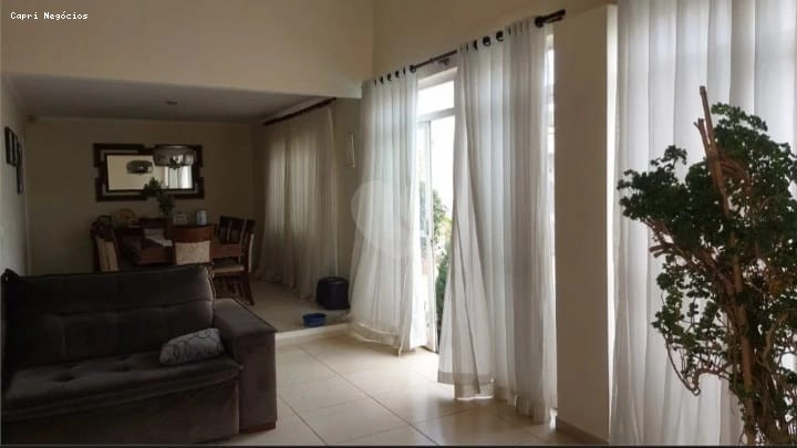 Casa para Venda em Indaiatuba / SP no bairro Jardim Regina: 9ª foto da galeria de imagens do imóvel
