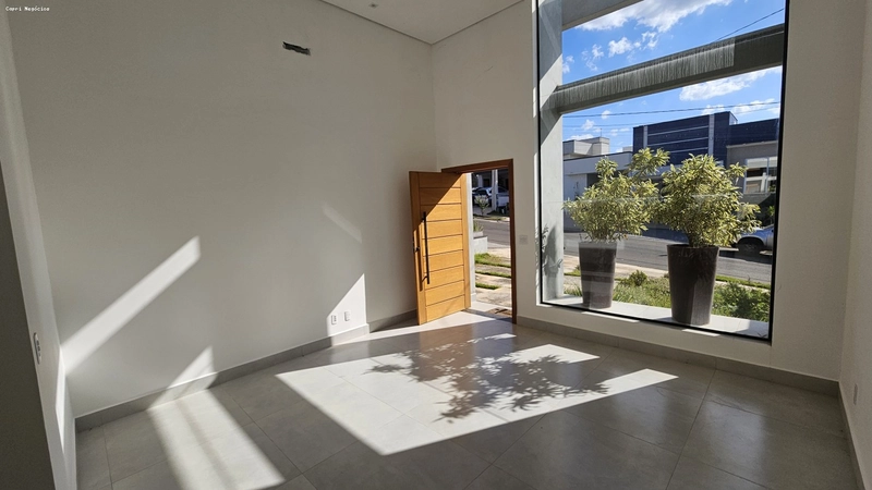 Casa em Condomínio para Venda em Indaiatuba / SP no bairro Jardim Mantova: 2ª foto da galeria de imagens do imóvel