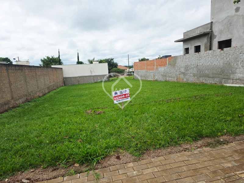 Terreno à Venda no Condomínio Villa Concientia – Foz do Iguaçu: 1ª foto da galeria de imagens do imóvel