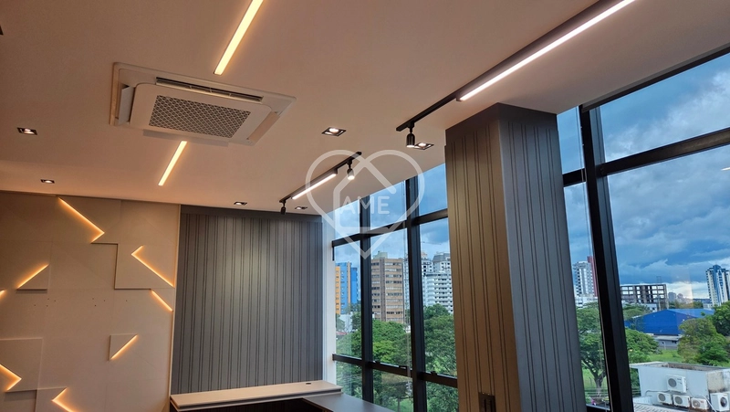 Sala Comercial de Alto Padrão à Venda no centro de Foz do Iguaçu/PR: 12ª foto da galeria de imagens do imóvel
