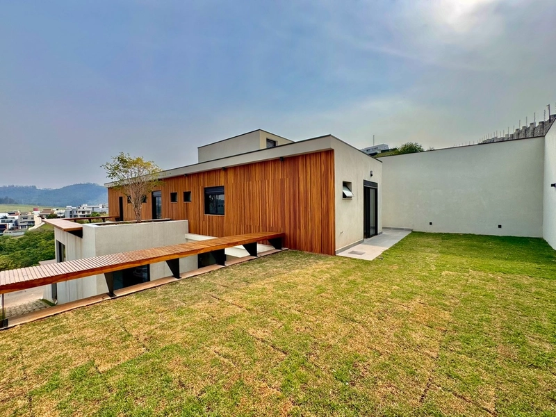 CASA NOVA, 4 SUÍTES ALTO PADRÃO, CONDOMÍNIO VALE DAS ÁGUAS: 20ª foto da galeria de imagens do imóvel