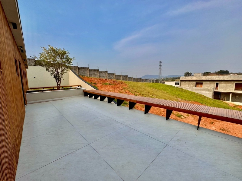 CASA NOVA, 4 SUÍTES ALTO PADRÃO, CONDOMÍNIO VALE DAS ÁGUAS: 15ª foto da galeria de imagens do imóvel