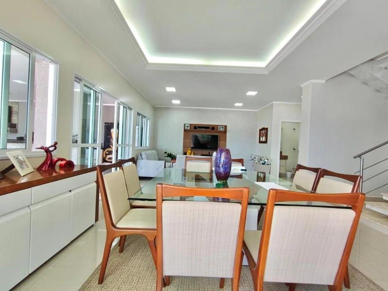 Casa em Condomínio para Venda em Bragança Paulista / SP no bairro Euroville I: 4ª foto da galeria de imagens do imóvel